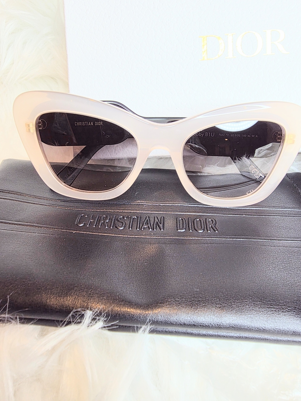 Christian Dior Bobby Acetate Pink Cat-Eye Sunglasses NIB Retail $485 Full Incl. - Picture 3 of 15